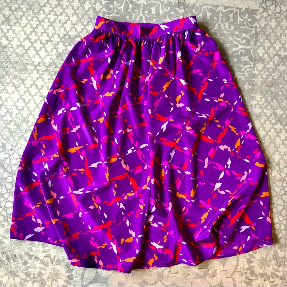Vintage Purple Midi Skirt, Abstract Pattern, 1980s, Silky Fabric, Size 8